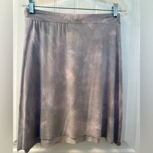 BrightlyTwisted Tie dye skirt/size M/color: pale lavender and gray